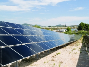 Solar power is an important option for reducing CO2 emissions that you can exploit by choosing electricity companies that use it, installing your own panels, or encouraging governments to support. Credit: First Solar
